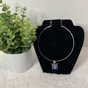 Choker statement necklace with blue stone